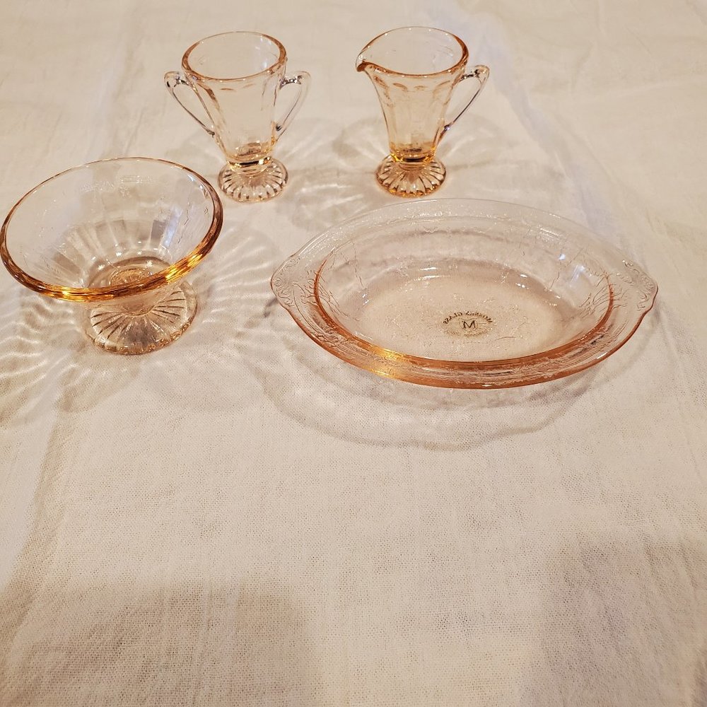 Mosser Glass Miniature 4-Piece Pink Cameo Set